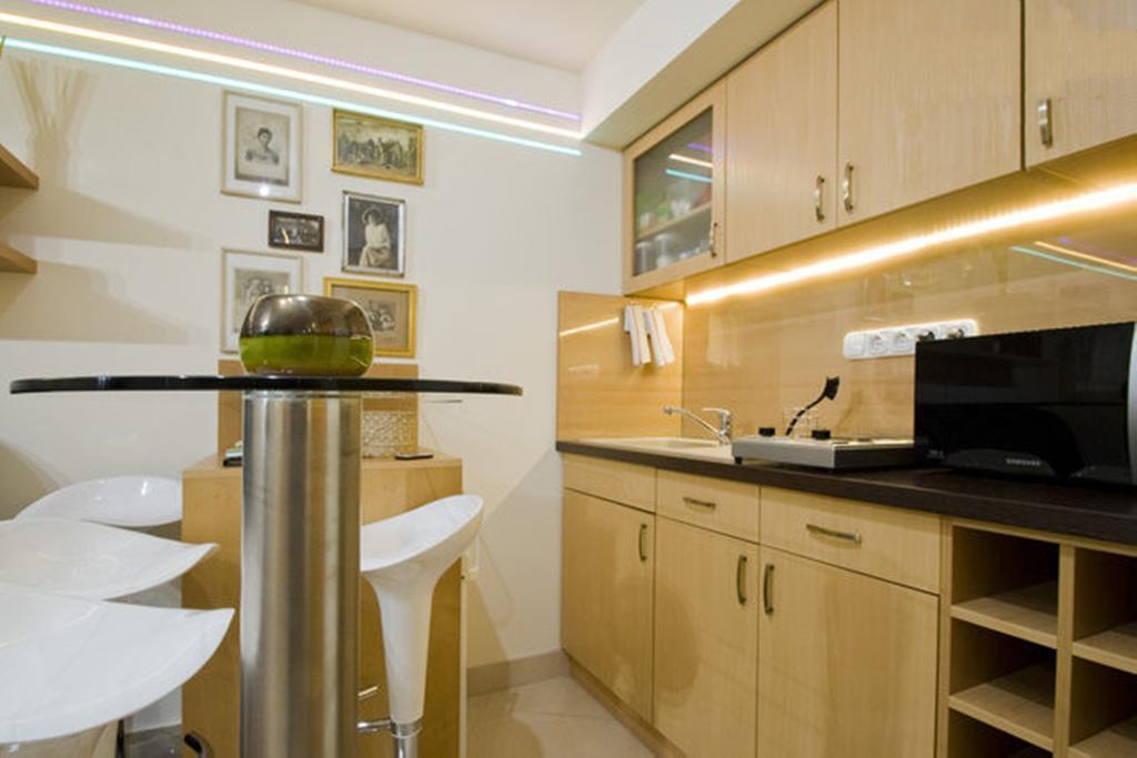 Central Budapest Apartment Δωμάτιο φωτογραφία